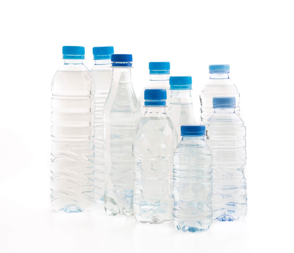 Jak zrobić fajne rzeczy z butelek plastikowych – kreatywne sposoby na recykling